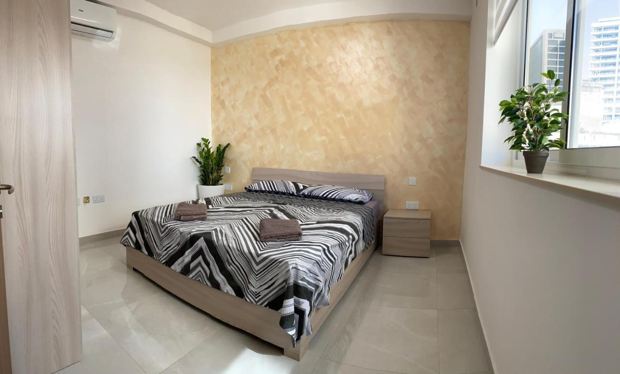 Seaside Apartment In Gzira ภายนอก รูปภาพ